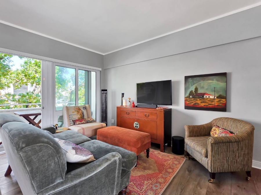 2 Bedroom Property for Sale in Sea Point Western Cape